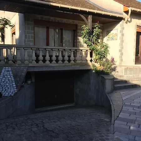 Independant Apartment *