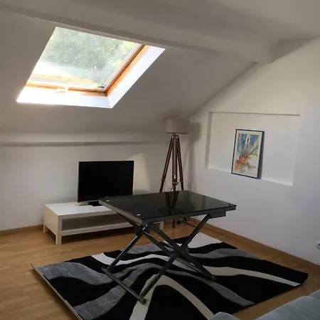 Independant Apartment *